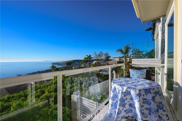 883 Katella, Laguna Beach, CA 92651