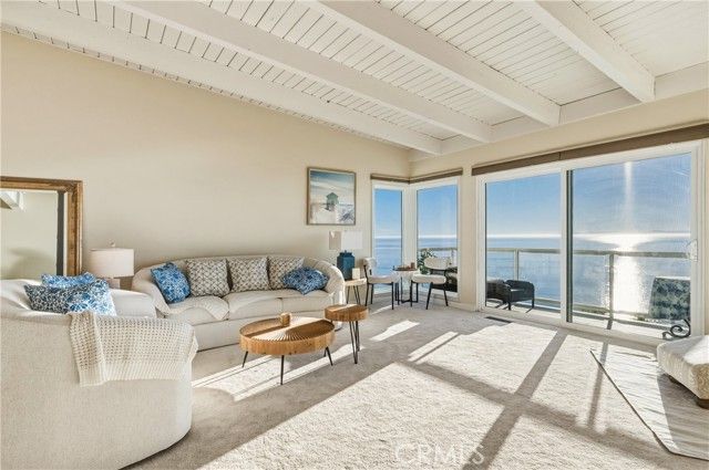 883 Katella, Laguna Beach, CA 92651