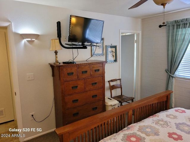 10536 W SNEAD Drive, Sun City, AZ 85351
