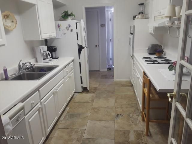 10536 W SNEAD Drive, Sun City, AZ 85351
