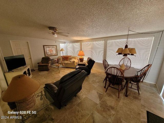 10536 W SNEAD Drive, Sun City, AZ 85351
