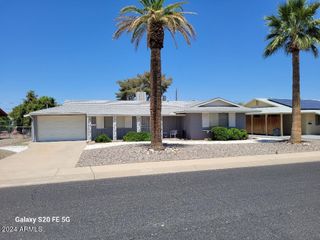 10536 W SNEAD Drive, Sun City, AZ 85351