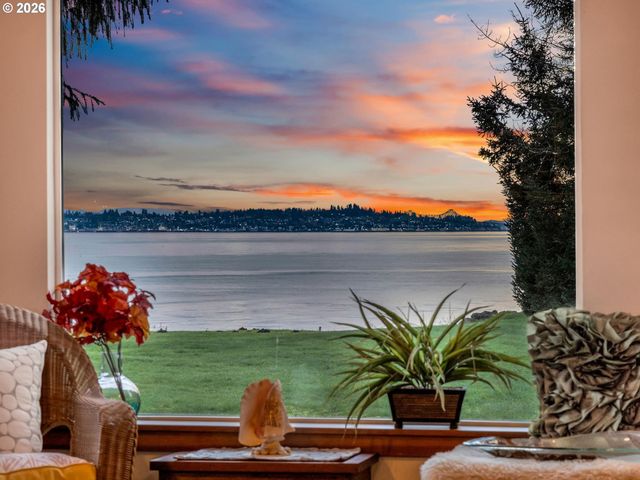 556 STATE ROUTE 401, Naselle, WA 98638