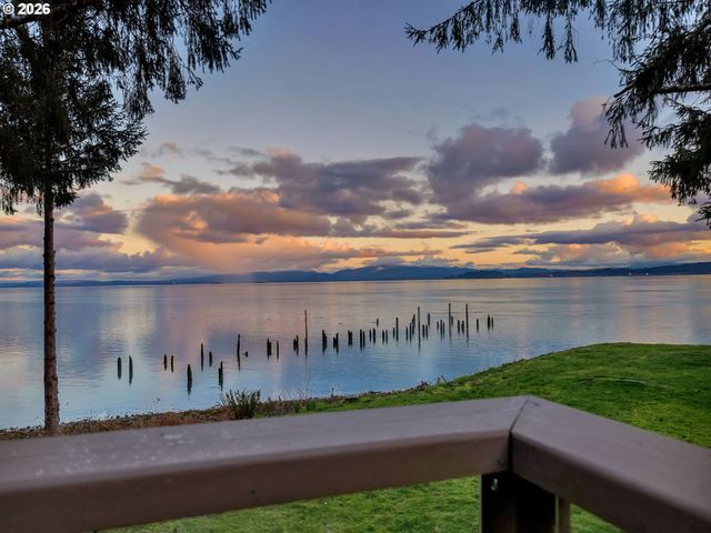 556 STATE ROUTE 401, Naselle, WA 98638