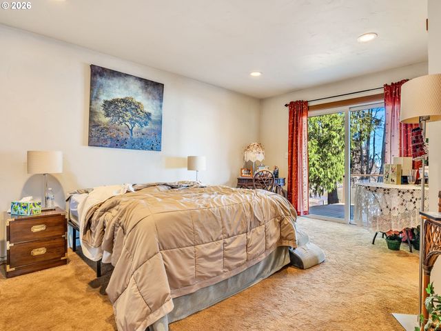 556 STATE ROUTE 401, Naselle, WA 98638