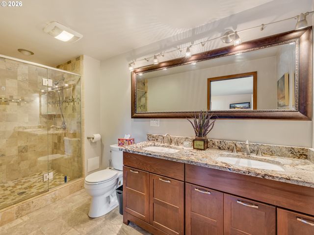 556 STATE ROUTE 401, Naselle, WA 98638