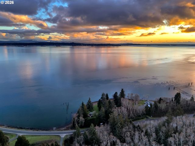 556 STATE ROUTE 401, Naselle, WA 98638