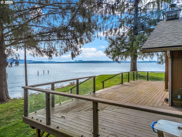 556 STATE ROUTE 401, Naselle, WA 98638