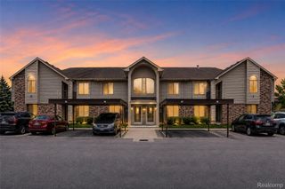 42764 Lilley Pointe Drive 165, Canton Charter Township, MI 48187