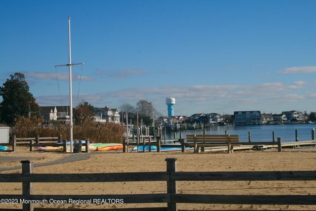 22 Pershing Boulevard, Lavallette, NJ 08735