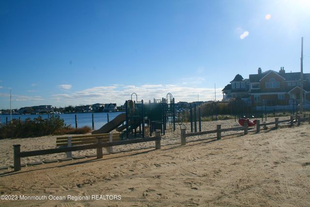 22 Pershing Boulevard, Lavallette, NJ 08735