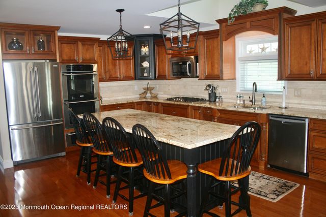 22 Pershing Boulevard, Lavallette, NJ 08735