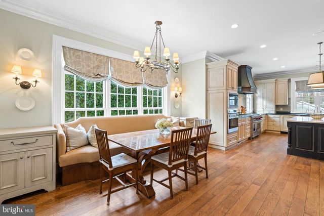 4641 DEXTER ST NW, Washington, DC 20007