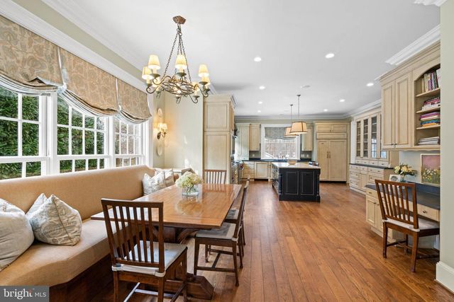 4641 DEXTER ST NW, Washington, DC 20007