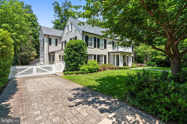 4641 DEXTER ST NW, Washington, DC 20007