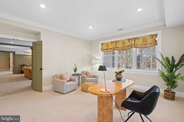 4641 DEXTER ST NW, Washington, DC 20007