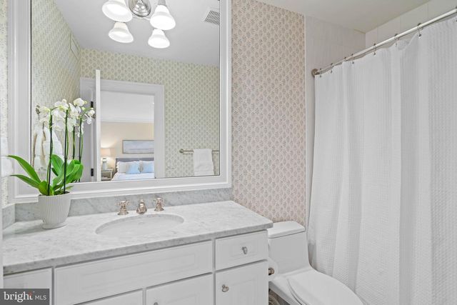 4641 DEXTER ST NW, Washington, DC 20007