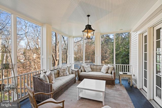 4641 DEXTER ST NW, Washington, DC 20007