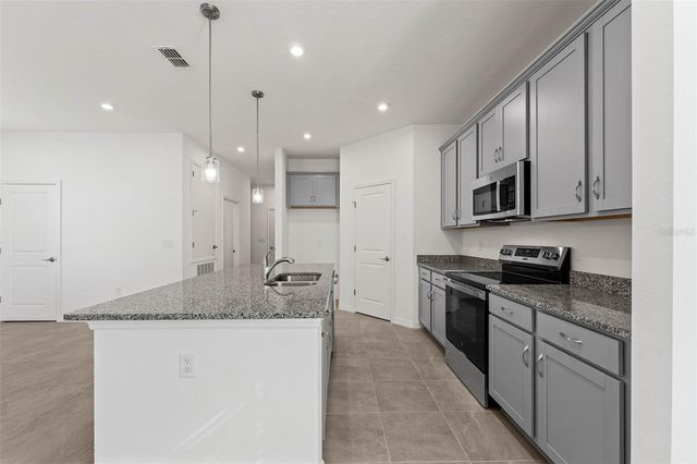 324 BELMOND DRIVE, Debary, FL 32713