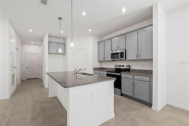 324 BELMOND DRIVE, Debary, FL 32713