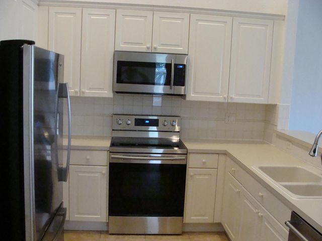 369 W Coral Trace Circle, Delray Beach, FL 33445