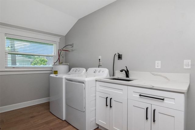 2507 W GRAY STREET, Tampa, FL 33609