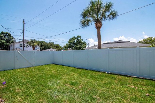 2507 W GRAY STREET, Tampa, FL 33609