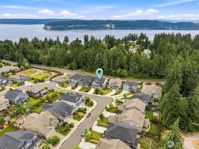 4829 22nd Avenue Ct NW, Gig Harbor, WA 98335