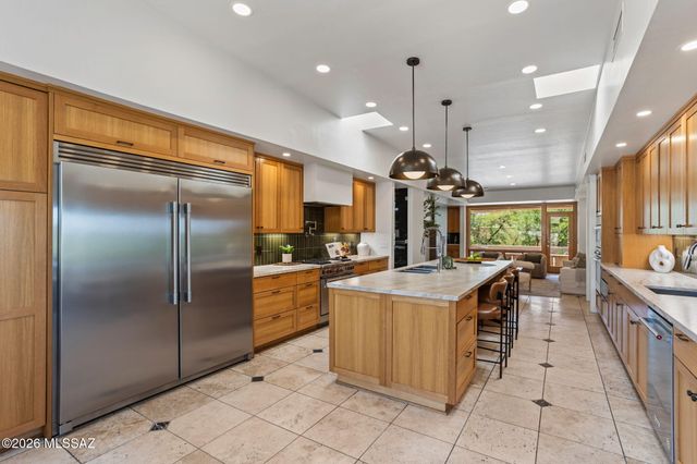4635 N Placita Roca Blanca, Tucson, AZ 85718