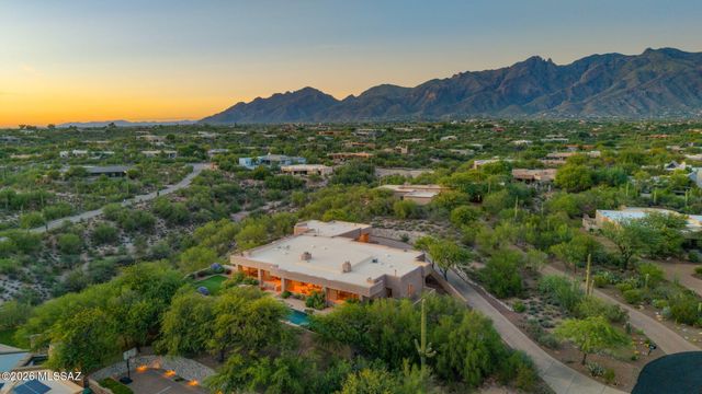 4635 N Placita Roca Blanca, Tucson, AZ 85718
