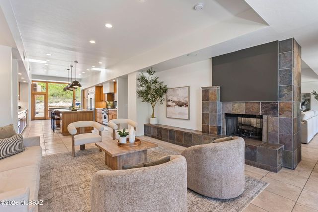 4635 N Placita Roca Blanca, Tucson, AZ 85718