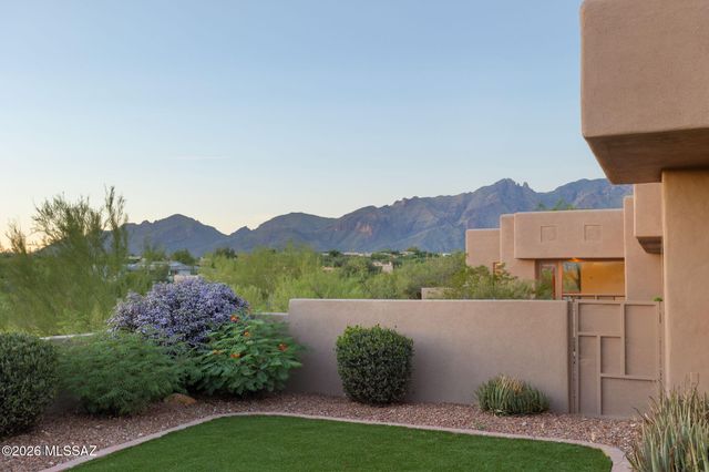 4635 N Placita Roca Blanca, Tucson, AZ 85718