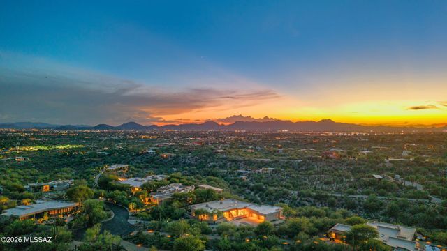 4635 N Placita Roca Blanca, Tucson, AZ 85718