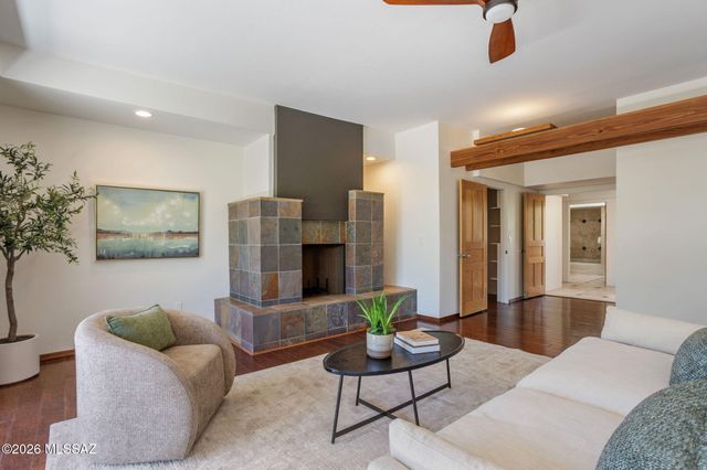 4635 N Placita Roca Blanca, Tucson, AZ 85718
