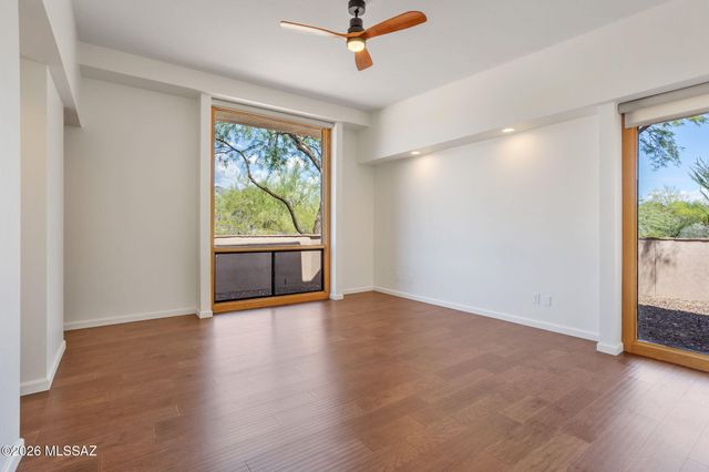 4635 N Placita Roca Blanca, Tucson, AZ 85718