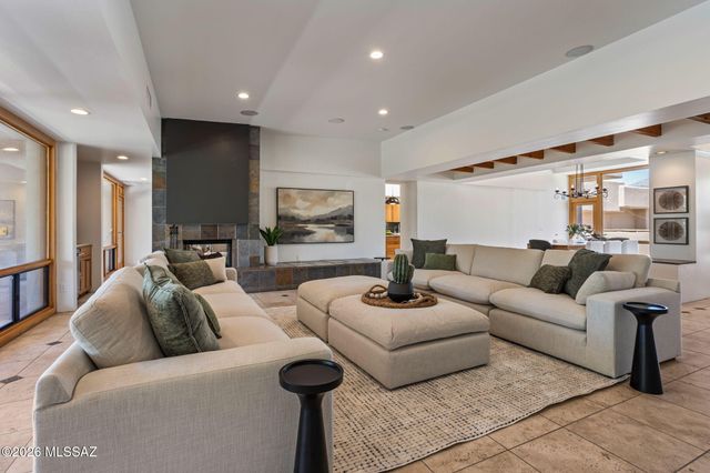 4635 N Placita Roca Blanca, Tucson, AZ 85718