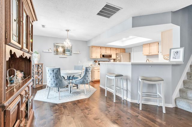 9472 Clermont Boulevard, Powell, OH 43065