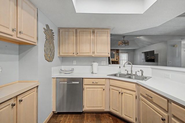 9472 Clermont Boulevard, Powell, OH 43065