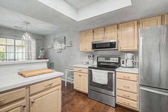 9472 Clermont Boulevard, Powell, OH 43065