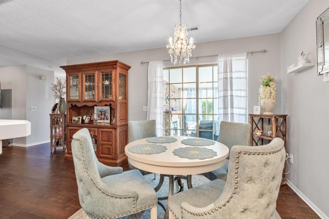 9472 Clermont Boulevard, Powell, OH 43065