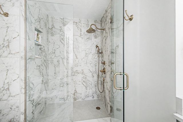 9472 Clermont Boulevard, Powell, OH 43065