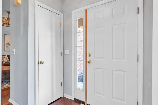 9472 Clermont Boulevard, Powell, OH 43065
