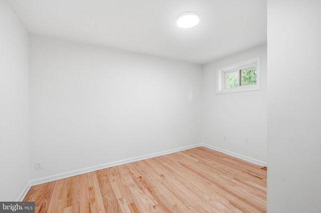 36 POINT BREEZE AVE, Clementon, NJ 08021