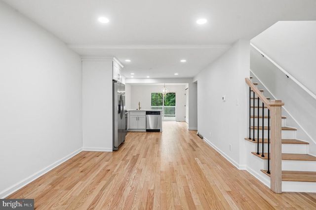 36 POINT BREEZE AVE, Clementon, NJ 08021