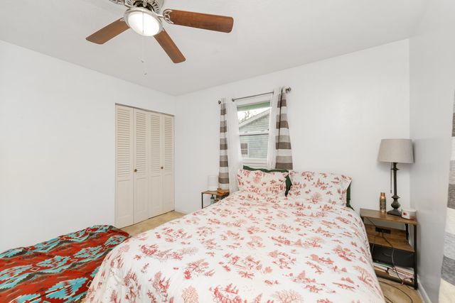 733 Hazen Street, Paw Paw Vllg, MI 49079