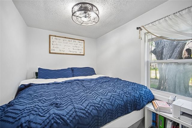 4571 E 38th Street, Des Moines, IA 50317