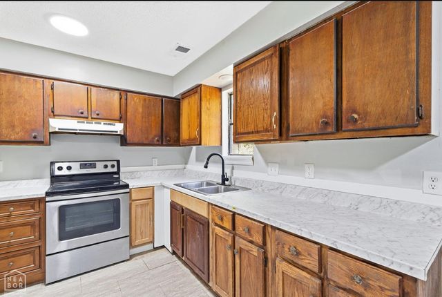 1806 Cedar Heights, Jonesboro, AR 72401