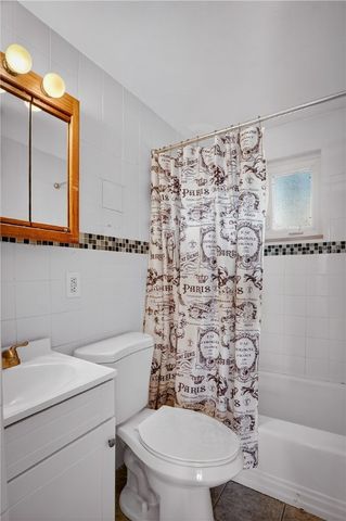 813 Alberta Dr, West Mifflin, PA 15122