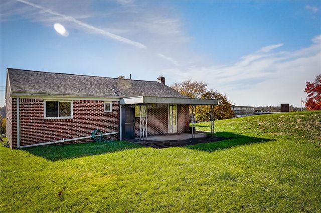 813 Alberta Dr, West Mifflin, PA 15122