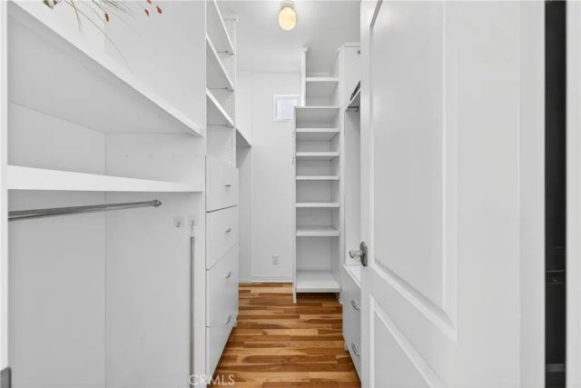 120 N Loreta Walk, Long Beach, CA 90803